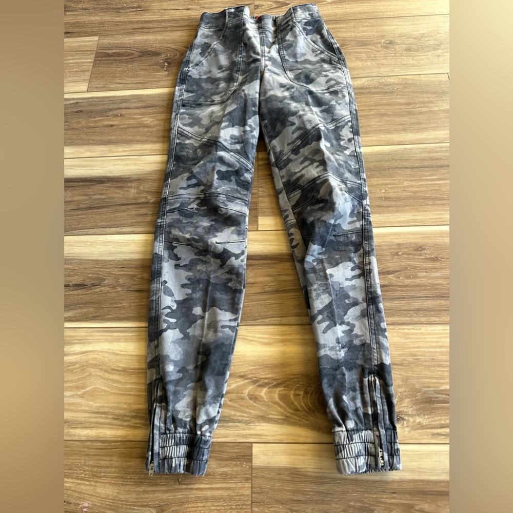 SPANX womens pants stretch twill cargo jogger size XS - Picture 2 of 6